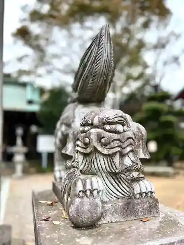 新田神社の狛犬