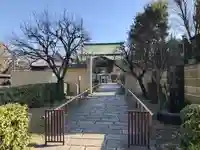 宝勝山 南藏院 蓮光寺の山門・神門