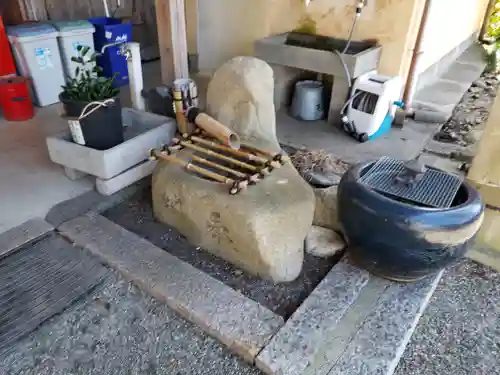 白川神社の手水舎