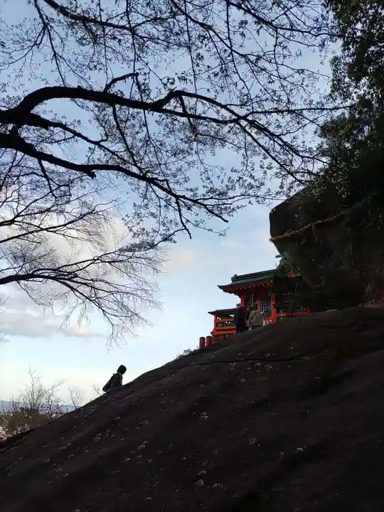 神倉神社(熊野速玉大社摂社)(和歌山県)