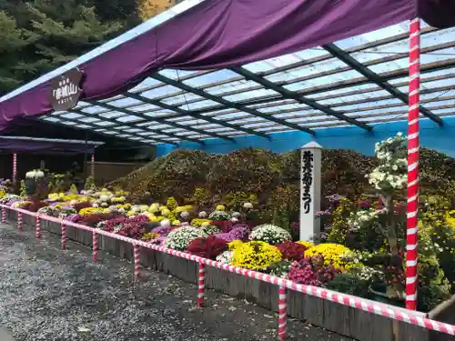 彌彦神社の芸術