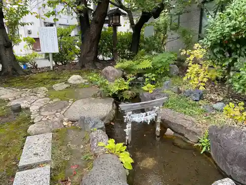 湊稲荷神社(新潟県)