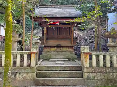 日牟禮八幡宮の末社・摂社