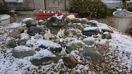 三輪神社の庭園