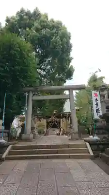 諏訪神社の鳥居