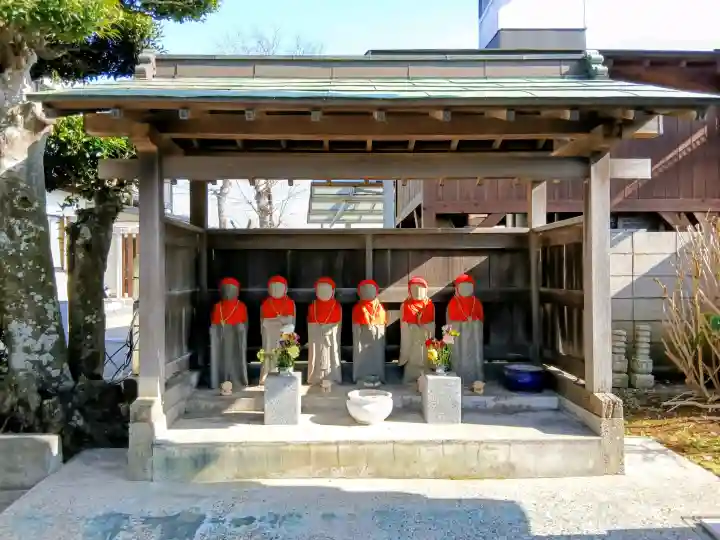 長福寺の{uncategorized: "未分類", other: "その他", undefined: "問題あり", building: "その他建物", grave: "お墓", sacred_gate: "鳥居", guardian: "狛犬", statue: "像", buddha: "仏像", history: "歴史", nature: "自然", garden: "庭園", animal: "動物", pagoda: "塔", temizu: "手水舎", mountain_gate: "山門・神門", sanctuary: "本殿・本堂", subordinate: "末社・摂社", art: "芸術", scenery: "景色", jizo: "地蔵", ema: "絵馬", goshuin: "御朱印", omikuji: "おみくじ", items: "授与品その他", amulet: "お守り", goshuincho: "御朱印帳", eats: "食事", festival: "お祭り", votive_dance: "神楽", shichigosan: "七五三参", wedding: "結婚式", experience: "体験その他", initially: "初詣", around: "周辺", anti_infection: "感染症対策"}