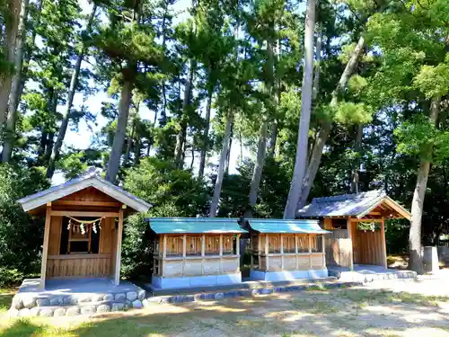 津毛利神社の末社