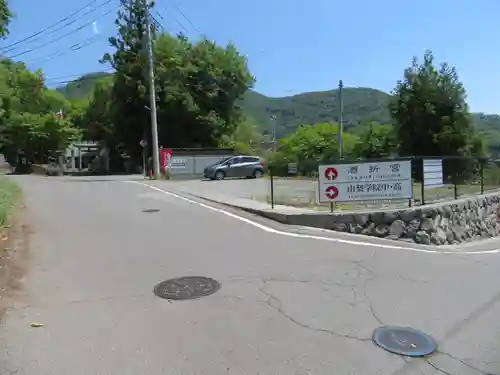 酒折宮のその他建物