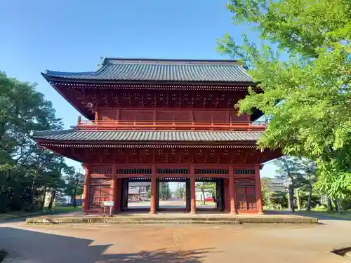 本成寺の山門