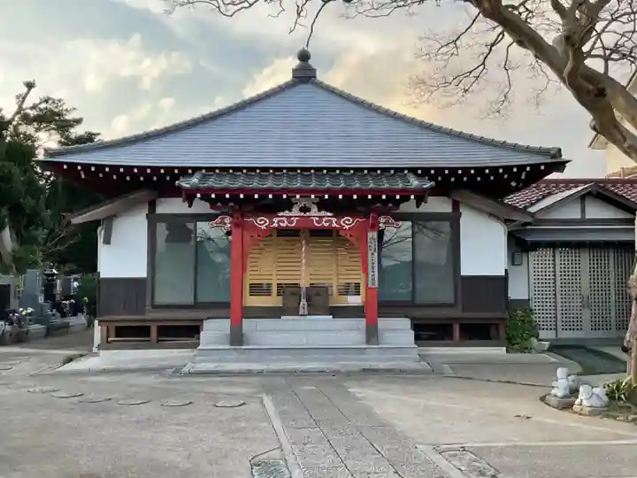 慈眼院の本殿・本堂