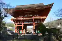 瀧山寺の山門・神門