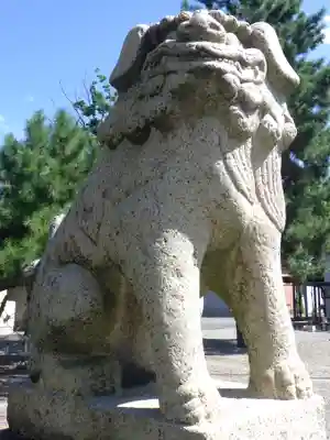 諏訪神社の狛犬
