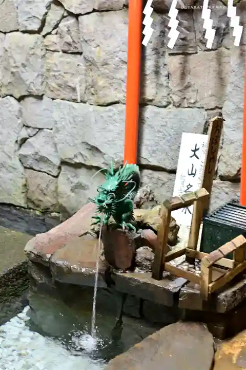 大山阿夫利神社の手水舎