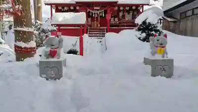 鹿角八坂神社の狛犬