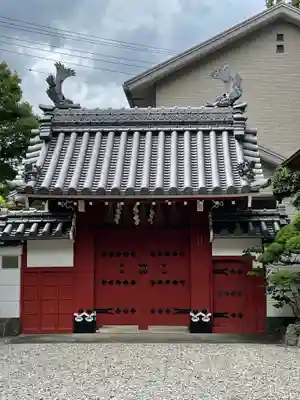 猿田彦神社の山門・神門