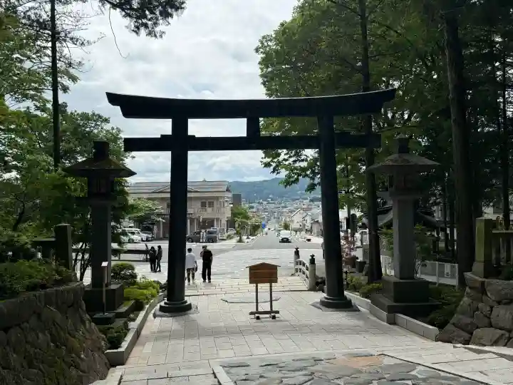 諏訪大社下社秋宮(長野県)