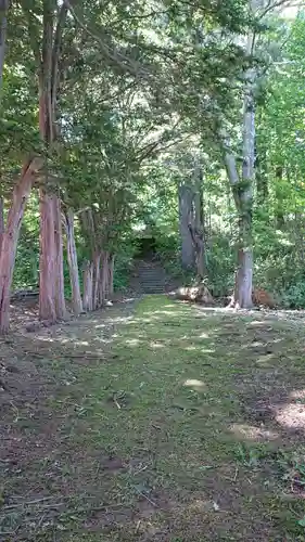 由仁神社の自然