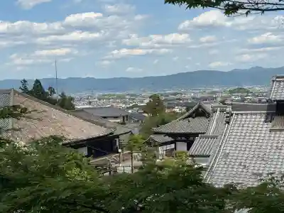 當麻寺西南院の{uncategorized: "未分類", other: "その他", undefined: "問題あり", building: "その他建物", grave: "お墓", sacred_gate: "鳥居", guardian: "狛犬", statue: "像", buddha: "仏像", history: "歴史", nature: "自然", garden: "庭園", animal: "動物", pagoda: "塔", temizu: "手水舎", mountain_gate: "山門・神門", sanctuary: "本殿・本堂", subordinate: "末社・摂社", art: "芸術", scenery: "景色", jizo: "地蔵", ema: "絵馬", goshuin: "御朱印", omikuji: "おみくじ", items: "授与品その他", amulet: "お守り", goshuincho: "御朱印帳", eats: "食事", festival: "お祭り", votive_dance: "神楽", shichigosan: "七五三参", wedding: "結婚式", experience: "体験その他", initially: "初詣", around: "周辺", anti_infection: "感染症対策"}