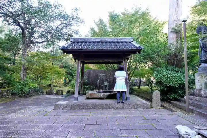 大智寺の手水舎