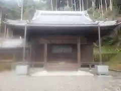 観音寺の本殿