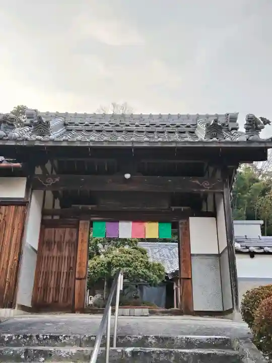 蓮花寺の{uncategorized: "未分類", other: "その他", undefined: "問題あり", building: "その他建物", grave: "お墓", sacred_gate: "鳥居", guardian: "狛犬", statue: "像", buddha: "仏像", history: "歴史", nature: "自然", garden: "庭園", animal: "動物", pagoda: "塔", temizu: "手水舎", mountain_gate: "山門・神門", sanctuary: "本殿・本堂", subordinate: "末社・摂社", art: "芸術", scenery: "景色", jizo: "地蔵", ema: "絵馬", goshuin: "御朱印", omikuji: "おみくじ", items: "授与品その他", amulet: "お守り", goshuincho: "御朱印帳", eats: "食事", festival: "お祭り", votive_dance: "神楽", shichigosan: "七五三参", wedding: "結婚式", experience: "体験その他", initially: "初詣", around: "周辺", anti_infection: "感染症対策"}
