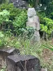 安養寺の像