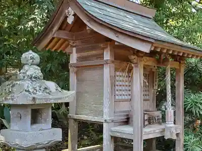 阿陀岡神社の末社・摂社