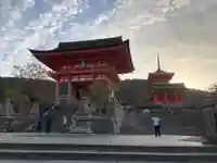 清水寺の山門・神門