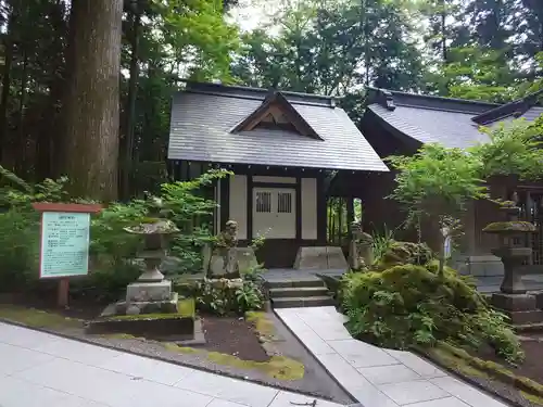 富士山東口本宮 冨士浅間神社の末社・摂社