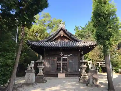 御厨神社の本殿