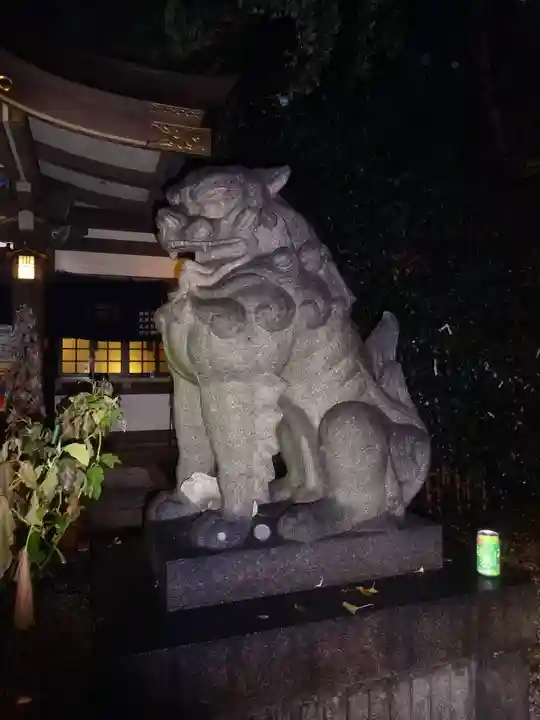 大鳥神社の狛犬