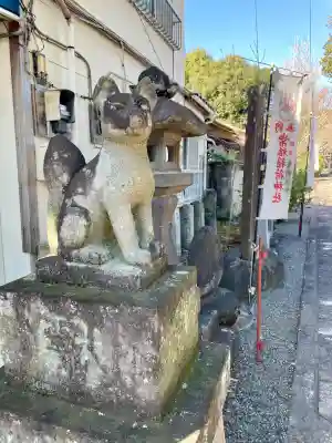 常祗稲荷神社の{uncategorized: "未分類", other: "その他", undefined: "問題あり", building: "その他建物", grave: "お墓", sacred_gate: "鳥居", guardian: "狛犬", statue: "像", buddha: "仏像", history: "歴史", nature: "自然", garden: "庭園", animal: "動物", pagoda: "塔", temizu: "手水舎", mountain_gate: "山門・神門", sanctuary: "本殿・本堂", subordinate: "末社・摂社", art: "芸術", scenery: "景色", jizo: "地蔵", ema: "絵馬", goshuin: "御朱印", omikuji: "おみくじ", items: "授与品その他", amulet: "お守り", goshuincho: "御朱印帳", eats: "食事", festival: "お祭り", votive_dance: "神楽", shichigosan: "七五三参", wedding: "結婚式", experience: "体験その他", initially: "初詣", around: "周辺", anti_infection: "感染症対策"}