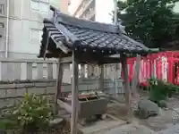 神明社の手水舎
