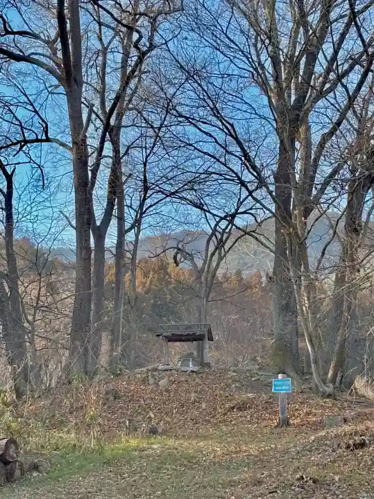 蚊里田八幡宮の{uncategorized: "未分類", other: "その他", undefined: "問題あり", building: "その他建物", grave: "お墓", sacred_gate: "鳥居", guardian: "狛犬", statue: "像", buddha: "仏像", history: "歴史", nature: "自然", garden: "庭園", animal: "動物", pagoda: "塔", temizu: "手水舎", mountain_gate: "山門・神門", sanctuary: "本殿・本堂", subordinate: "末社・摂社", art: "芸術", scenery: "景色", jizo: "地蔵", ema: "絵馬", goshuin: "御朱印", omikuji: "おみくじ", items: "授与品その他", amulet: "お守り", goshuincho: "御朱印帳", eats: "食事", festival: "お祭り", votive_dance: "神楽", shichigosan: "七五三参", wedding: "結婚式", experience: "体験その他", initially: "初詣", around: "周辺", anti_infection: "感染症対策"}
