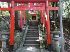 新屋坐天照御魂神社の末社