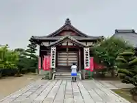 弥勒寺の本殿・本堂