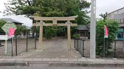 愛鷹神社（檜新田）の鳥居