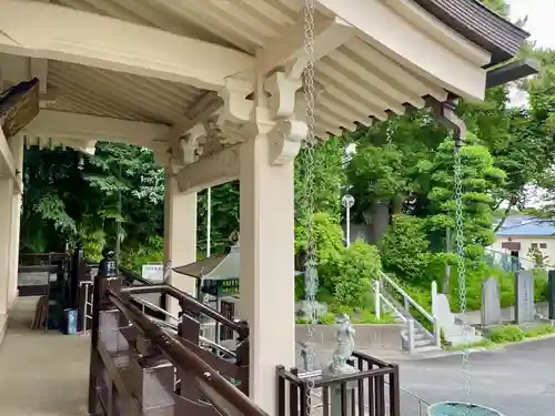 医王寺の本殿・本堂