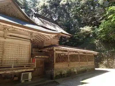 宗形神社の本殿・本堂
