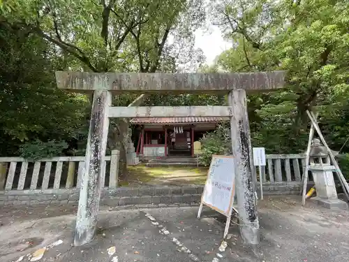 津島神社の末社