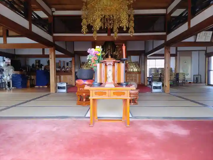 龍降寺の本殿・本堂