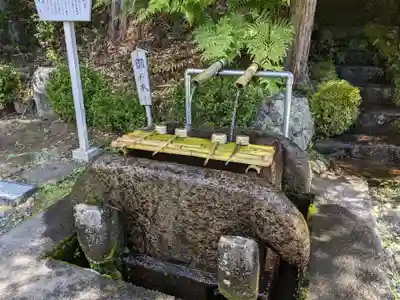 夫婦木神社の手水舎