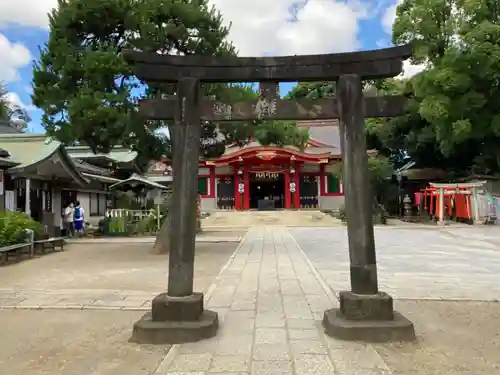 品川神社の鳥居