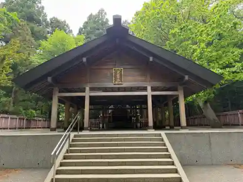 開拓神社の{uncategorized: "未分類", other: "その他", undefined: "問題あり", building: "その他建物", grave: "お墓", sacred_gate: "鳥居", guardian: "狛犬", statue: "像", buddha: "仏像", history: "歴史", nature: "自然", garden: "庭園", animal: "動物", pagoda: "塔", temizu: "手水舎", mountain_gate: "山門・神門", sanctuary: "本殿・本堂", subordinate: "末社・摂社", art: "芸術", scenery: "景色", jizo: "地蔵", ema: "絵馬", goshuin: "御朱印", omikuji: "おみくじ", items: "授与品その他", amulet: "お守り", goshuincho: "御朱印帳", eats: "食事", festival: "お祭り", votive_dance: "神楽", shichigosan: "七五三参", wedding: "結婚式", experience: "体験その他", initially: "初詣", around: "周辺", anti_infection: "感染症対策"}