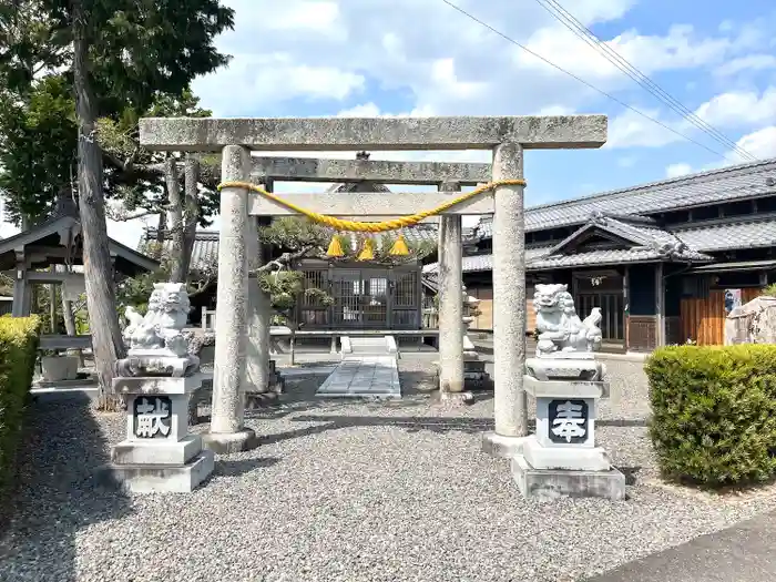 神明宮の鳥居