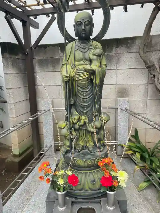 正法寺の{uncategorized: "未分類", other: "その他", undefined: "問題あり", building: "その他建物", grave: "お墓", sacred_gate: "鳥居", guardian: "狛犬", statue: "像", buddha: "仏像", history: "歴史", nature: "自然", garden: "庭園", animal: "動物", pagoda: "塔", temizu: "手水舎", mountain_gate: "山門・神門", sanctuary: "本殿・本堂", subordinate: "末社・摂社", art: "芸術", scenery: "景色", jizo: "地蔵", ema: "絵馬", goshuin: "御朱印", omikuji: "おみくじ", items: "授与品その他", amulet: "お守り", goshuincho: "御朱印帳", eats: "食事", festival: "お祭り", votive_dance: "神楽", shichigosan: "七五三参", wedding: "結婚式", experience: "体験その他", initially: "初詣", around: "周辺", anti_infection: "感染症対策"}