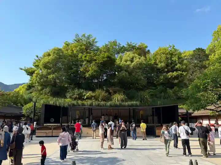 太宰府天満宮の{uncategorized: "未分類", other: "その他", undefined: "問題あり", building: "その他建物", grave: "お墓", sacred_gate: "鳥居", guardian: "狛犬", statue: "像", buddha: "仏像", history: "歴史", nature: "自然", garden: "庭園", animal: "動物", pagoda: "塔", temizu: "手水舎", mountain_gate: "山門・神門", sanctuary: "本殿・本堂", subordinate: "末社・摂社", art: "芸術", scenery: "景色", jizo: "地蔵", ema: "絵馬", goshuin: "御朱印", omikuji: "おみくじ", items: "授与品その他", amulet: "お守り", goshuincho: "御朱印帳", eats: "食事", festival: "お祭り", votive_dance: "神楽", shichigosan: "七五三参", wedding: "結婚式", experience: "体験その他", initially: "初詣", around: "周辺", anti_infection: "感染症対策"}