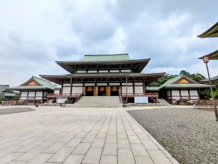成田山新勝寺の本殿・本堂