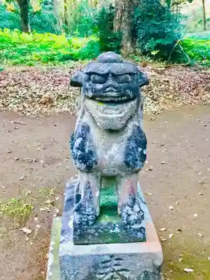 阿弥神社の狛犬