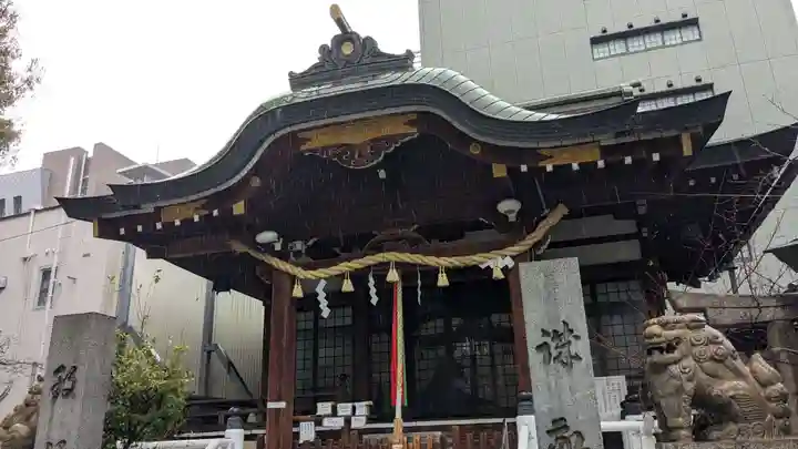 鵲森宮の本殿・本堂